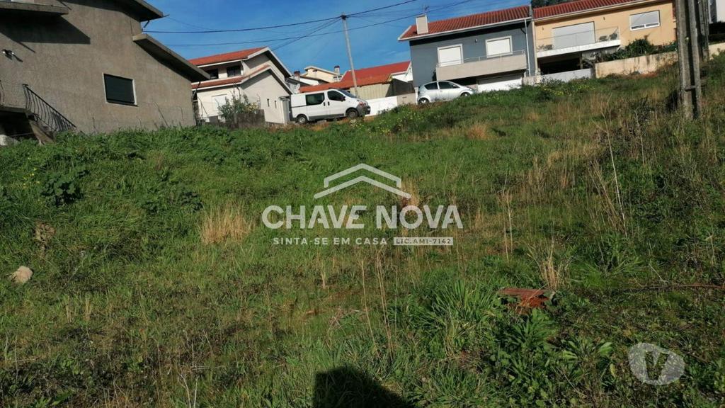 Terrenos Gondomar - Fotos para Terreno para construção de moradia de 4 frentes 2 moradias