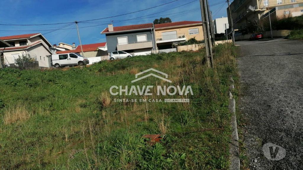 Terrenos Gondomar - Fotos para Terreno para construção de moradia de 4 frentes 2 moradias