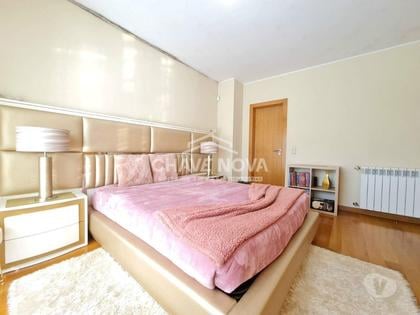 Casas e apartamentos - venda - Fotos para Matosinhos-Moradia Geminada T4 em Leça do Balio (ERM 00001)