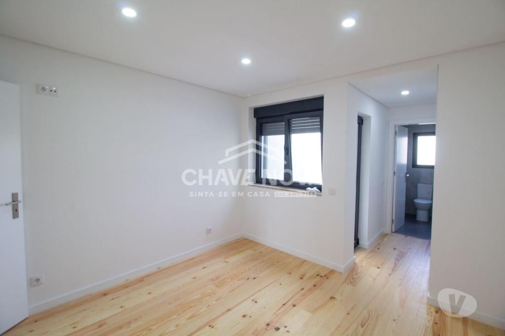 Apartamentos a venda Porto - Fotos para Porto-Moradia T3 - Zona Boavista (PRTBV 00290)