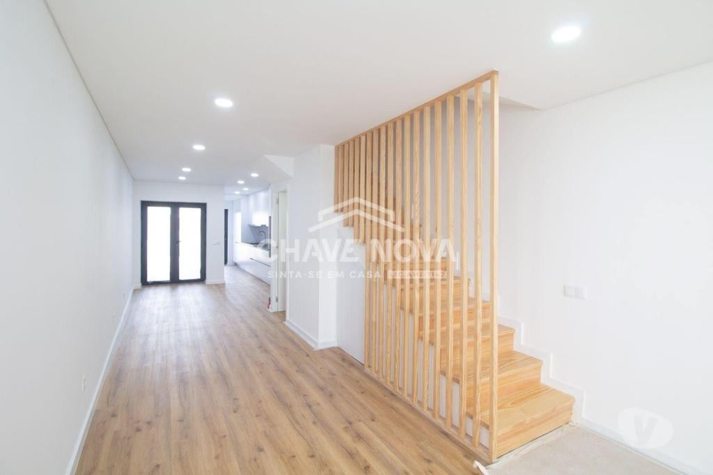 Apartamentos a venda Porto - Fotos para Porto-Moradia T3 - Zona Boavista (PRTBV 00290)