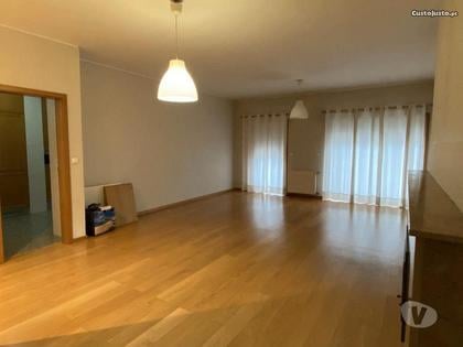 Imóveis para alugar - Fotos para Excelente T1 Equipado Terraço Lugar Duplo Garagem Leça da...