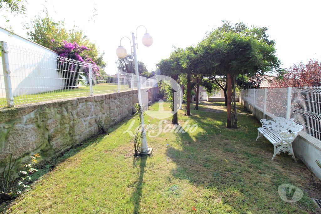 Apartamentos a venda Barcelos - Fotos para Barcelos-Moradia individual com investimento (265-M-01451)