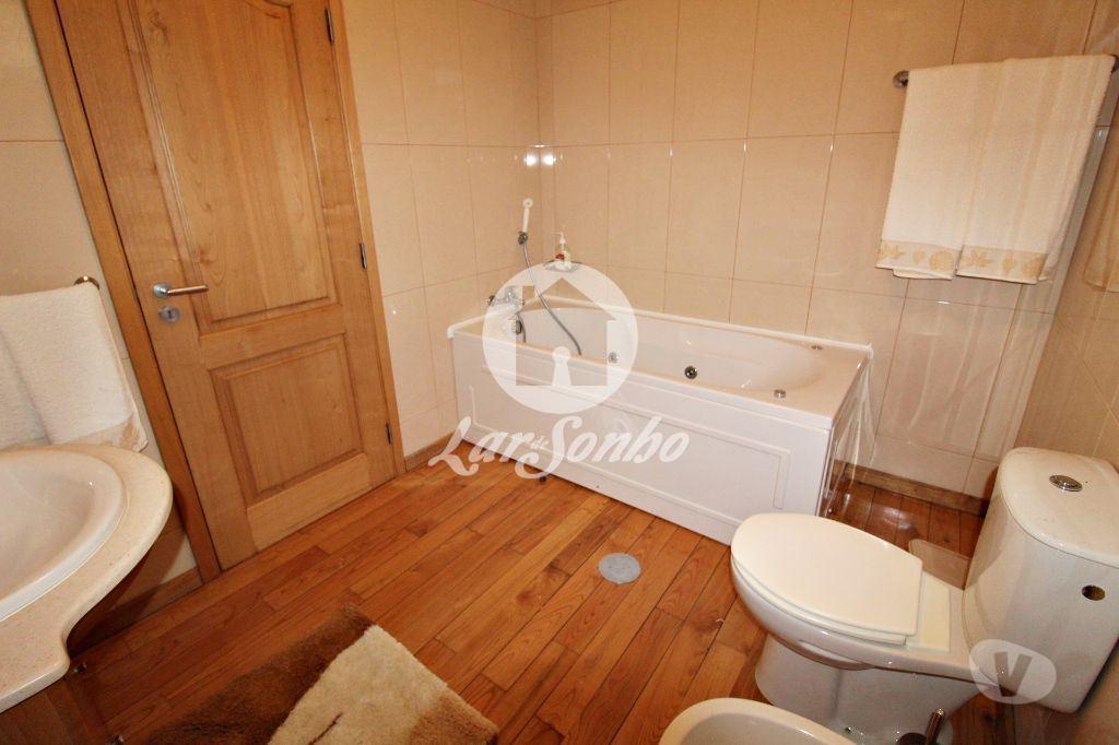 Apartamentos a venda Barcelos - Fotos para Barcelos-Moradia individual com investimento (265-M-01451)