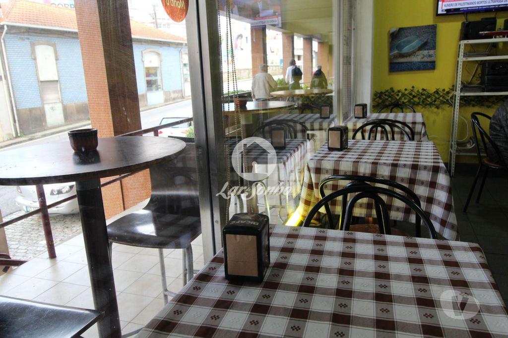 Comprar Loja Gondomar - Fotos para Café Snack-bar em Rio Tinto (centro) - Trespasse
