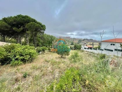 Terrenos a venda - Fotos para Terreno para condomínio com 4 moradias, jardim e piscina!