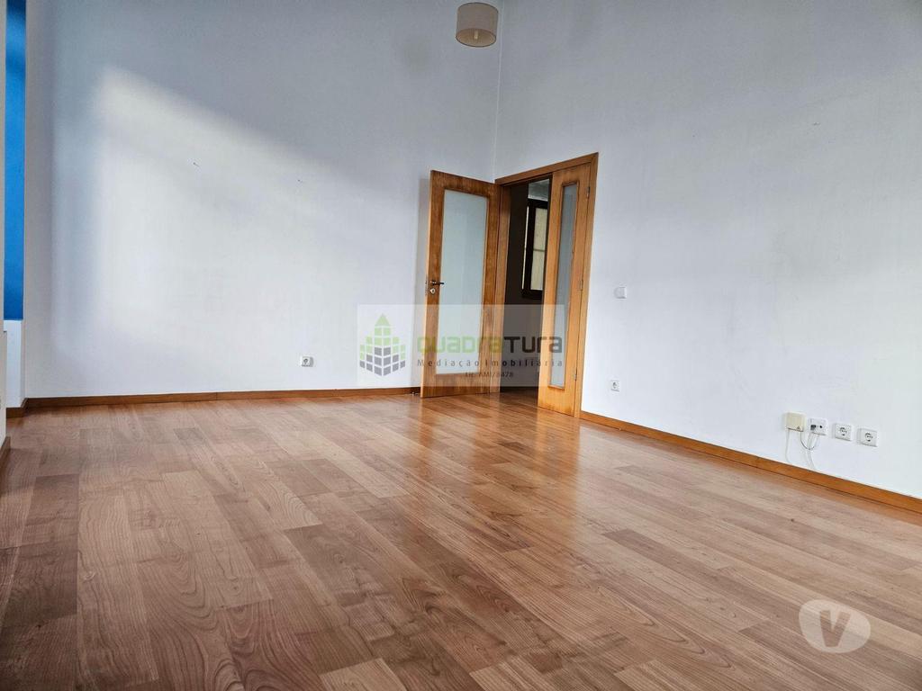 Apartamentos a venda Porto - Fotos para Apartamento T1 Costa Cabral Condomínio fechado Lugar de