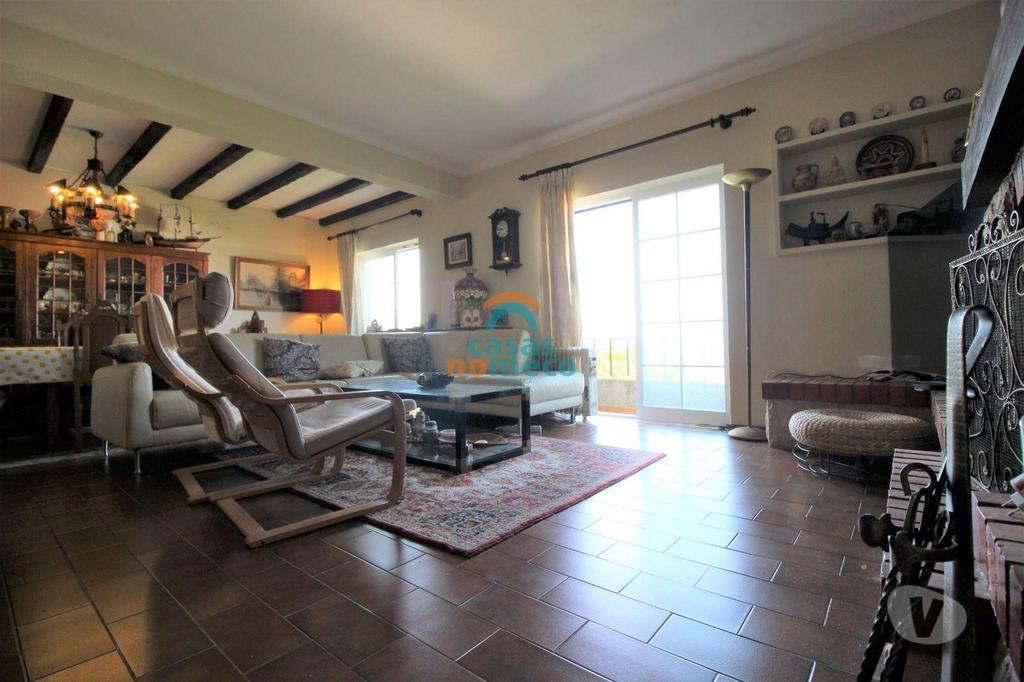 Apartamentos a venda Sesimbra - Fotos para Moradia isolada, 3 pisos com ótimas áreas. Vista panorâmica da