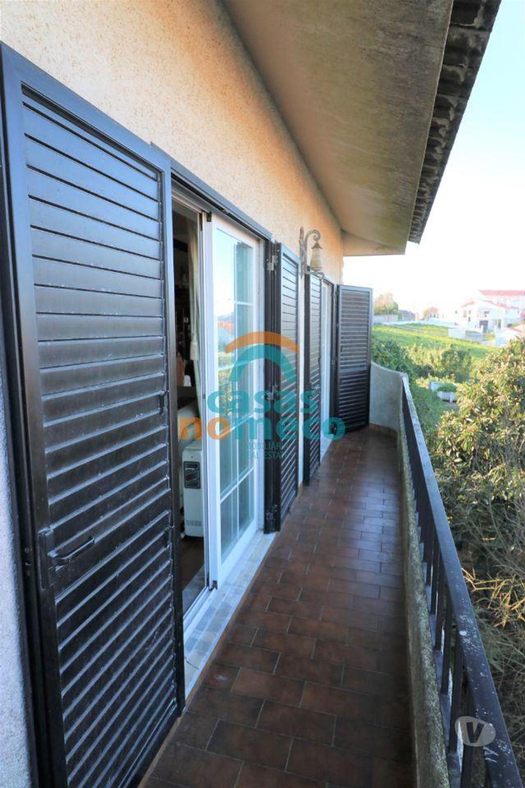 Apartamentos a venda Sesimbra - Fotos para Moradia isolada, 3 pisos com ótimas áreas. Vista panorâmica da