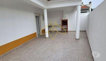 Imóveis para venda - Fotos para Moradia V3+1 Geminada, 3 pisos totalmente renovada para venda na