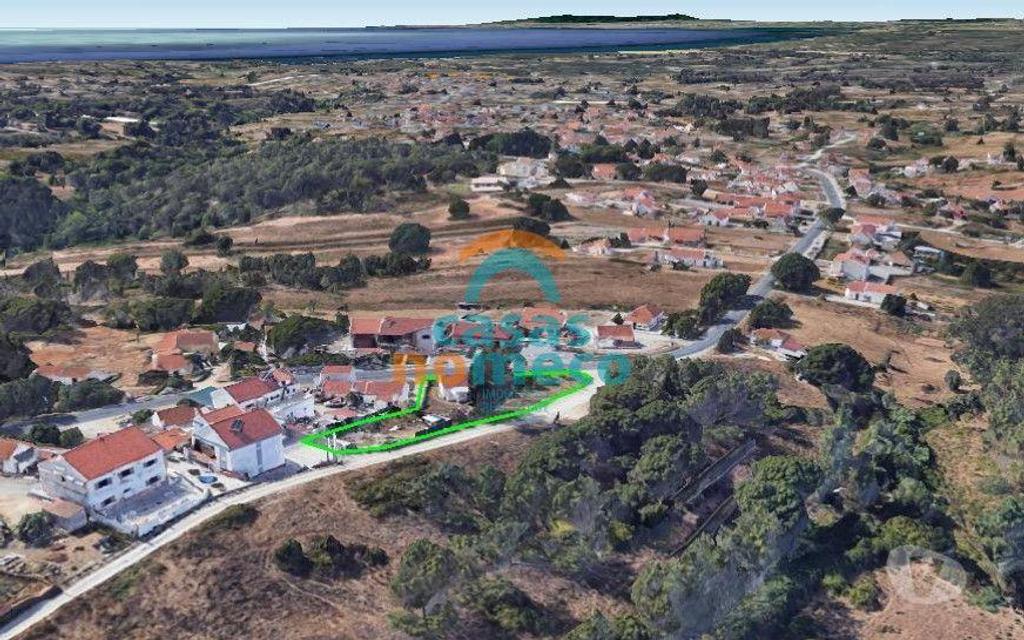 Apartamentos a venda Sesimbra - Fotos para Moradia para recuperar ou demolir, em lote com 1.393 m2. Vista