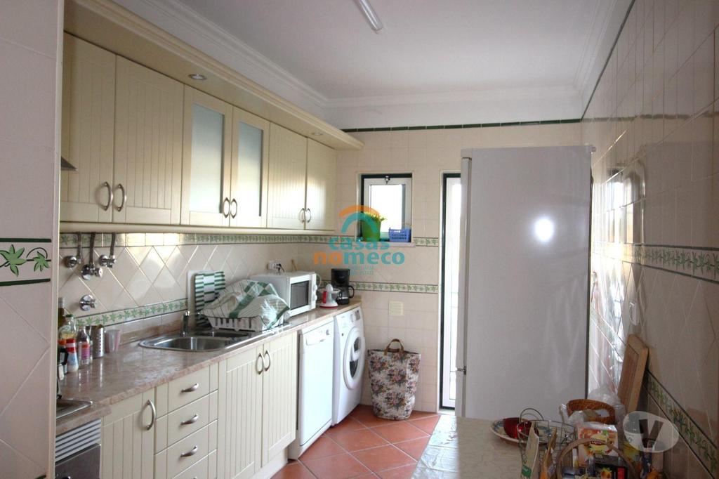 Apartamentos a venda Sesimbra - Fotos para Sesimbra-Entre Sesimbra e o Meco (0000003288)