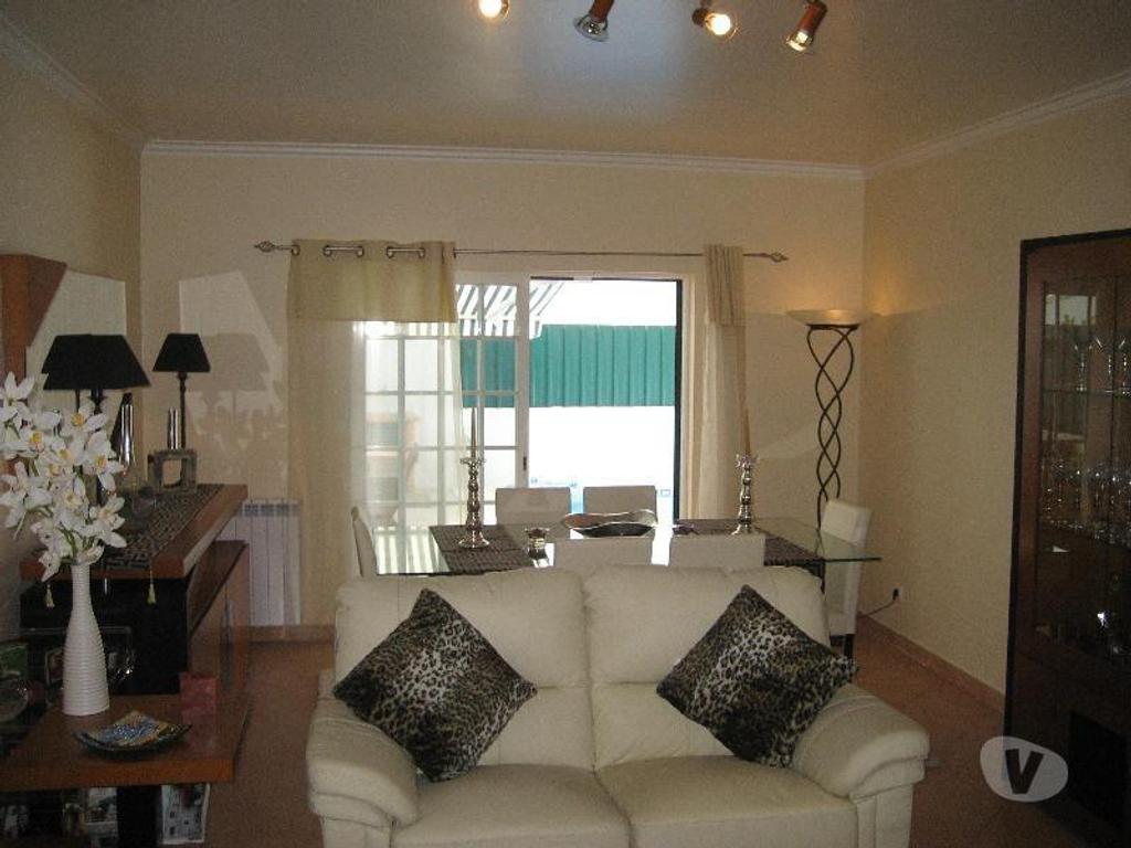 Apartamentos a venda Sesimbra - Fotos para Moradia de 5 ass. com piscina, a 5 minutos das praias do Meco,