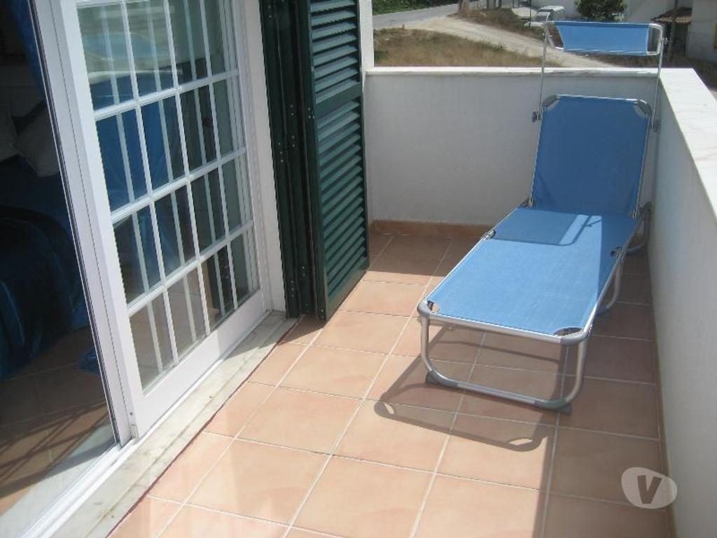 Apartamentos a venda Sesimbra - Fotos para Moradia de 5 ass. com piscina, a 5 minutos das praias do Meco,