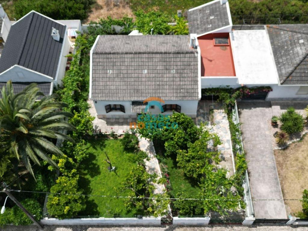 Apartamentos a venda Almada - Fotos para Aroeira - moradia isolada T3 - garagem - a 1 km da praia!