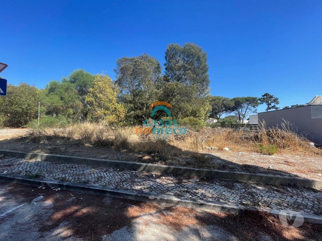 Terrenos Sesimbra - Fotos para Lagoa de Albufeira - Lote para moradia isolada, de gaveto, com 3