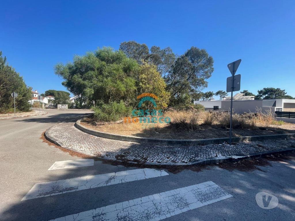 Terrenos Sesimbra - Fotos para Lagoa de Albufeira - Lote para moradia isolada, de gaveto, com 3