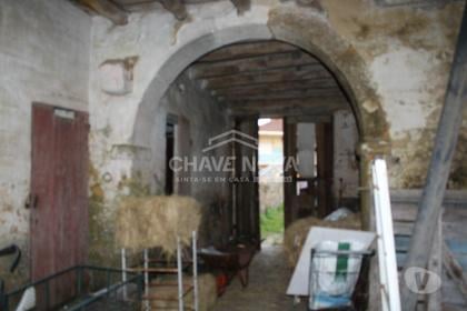 Venda Loja - Fotos para Casa secular para restaurar Arcozelo