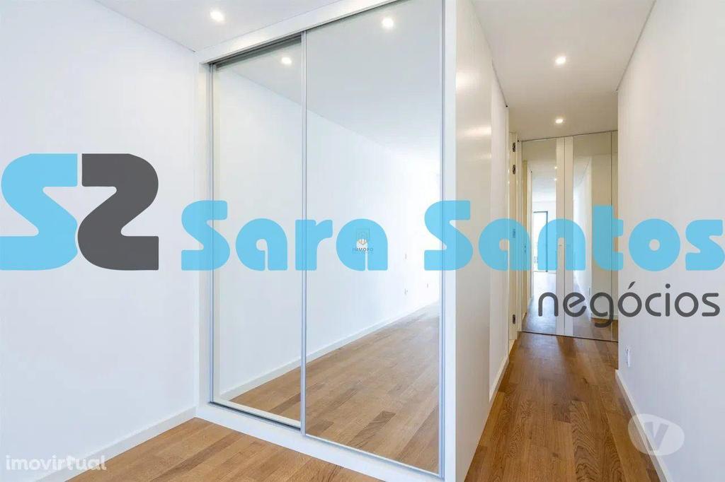 Apartamentos a venda Vila Nova de Gaia - Fotos para T3 Novo Luxo Vista Rio com 3 Suites e Garagem Box 2 carros-Vila