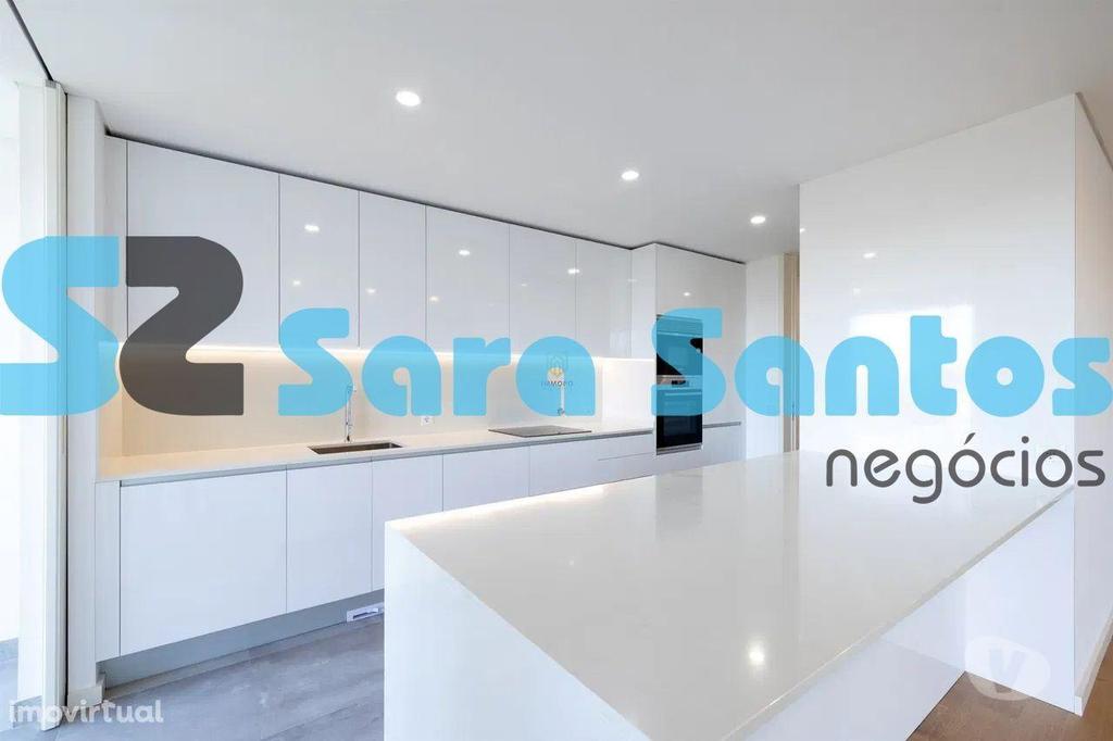 Apartamentos a venda Vila Nova de Gaia - Fotos para T3 Novo Luxo Vista Rio com 3 Suites e Garagem Box 2 carros-Vila