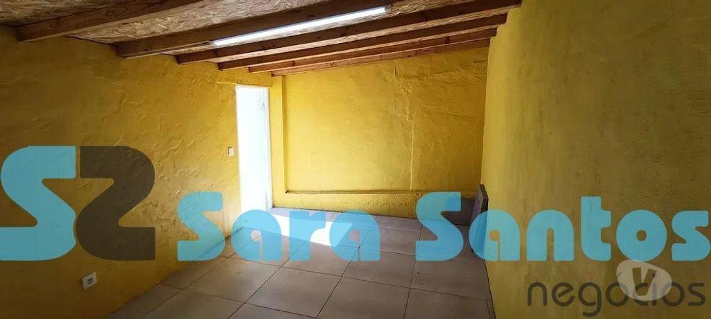 Apartamentos a venda Porto - Fotos para Moradia Térrea T2 Renovada com quintal e anexos- Porto (SS0654)