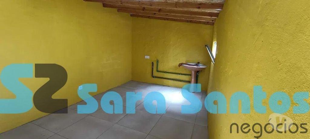 Apartamentos a venda Porto - Fotos para Moradia Térrea T2 Renovada com quintal e anexos- Porto (SS0654)