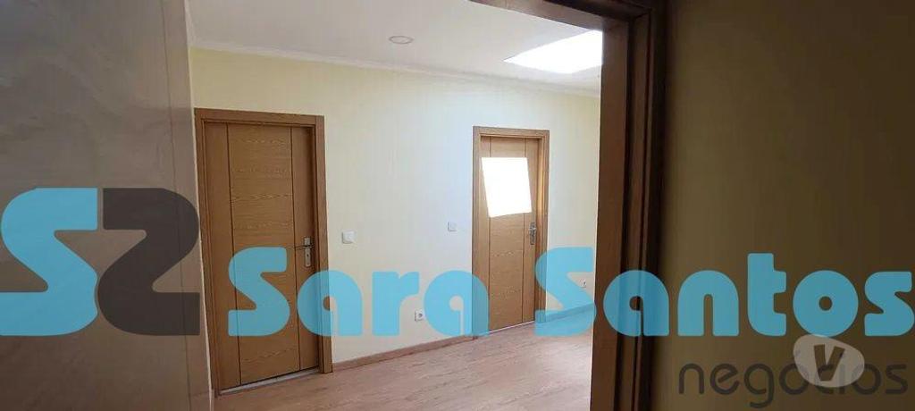 Apartamentos a venda Porto - Fotos para Moradia Térrea T2 Renovada com quintal e anexos- Porto (SS0654)