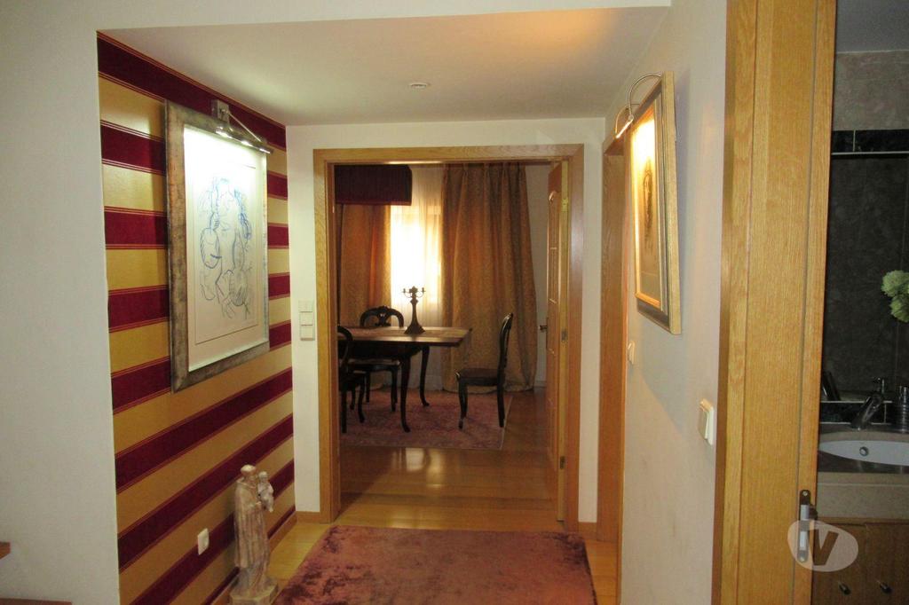 Apartamentos a venda Entroncamento - Fotos para Entroncamento-DUPLEX T4. ELEVADOR. GARAGEM. (2693)