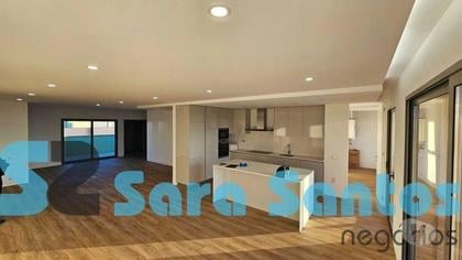 Casas a venda - Fotos para T2 Novo Luxo , Terraço, C Vistas Mar e Garagem Box 4 Carros-