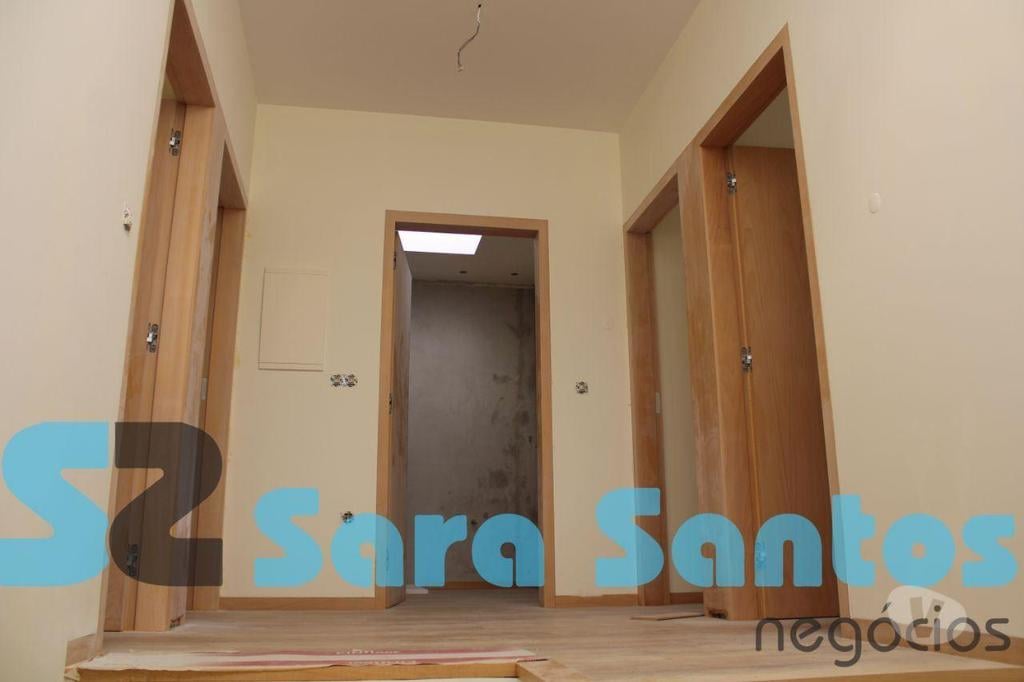 Apartamentos a venda Vila Nova de Gaia - Fotos para Moradia T4 Nova C 2 Suites aos Carvalhos-Vila Nova Gaia