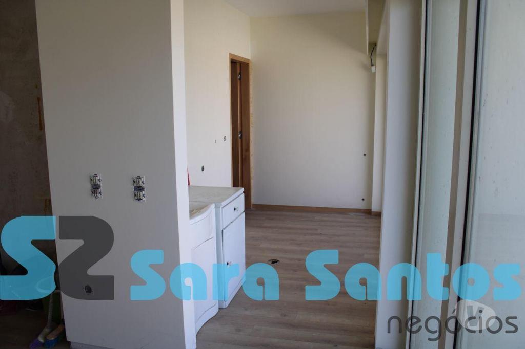 Apartamentos a venda Vila Nova de Gaia - Fotos para Moradia T4 Nova C 2 Suites aos Carvalhos-Vila Nova Gaia