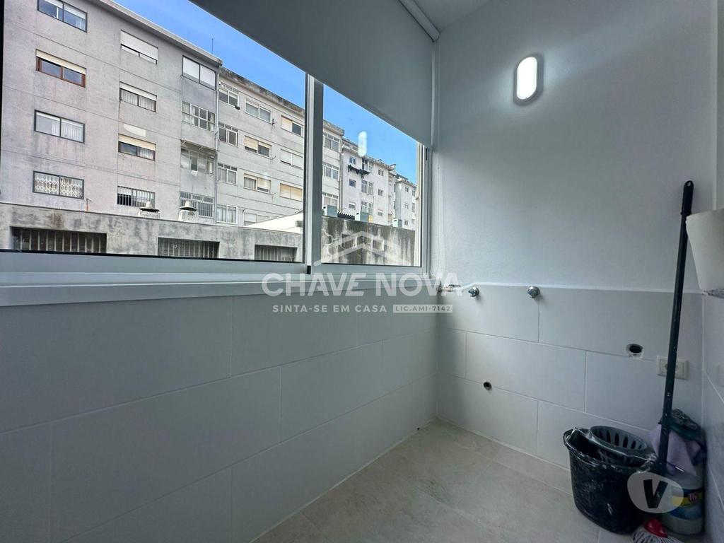 Apartamentos a venda Vila Nova de Gaia - Fotos para Apartamento T2+1 Renovado c Garagem Box no Centro de Gaia