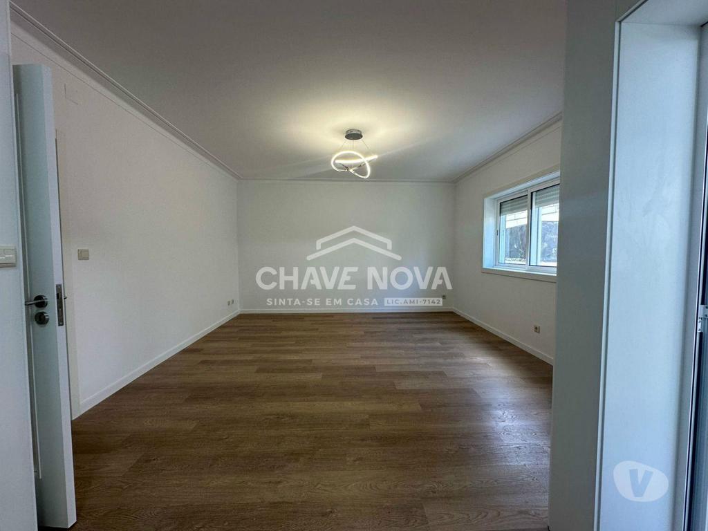 Apartamentos a venda Vila Nova de Gaia - Fotos para Apartamento T2+1 Renovado c Garagem Box no Centro de Gaia