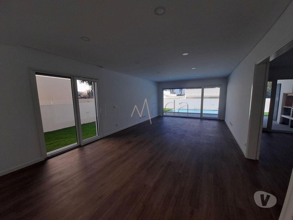 Apartamentos a venda Seixal - Fotos para Fantástica moradia localizada no bairro de Valadares, Seixal
