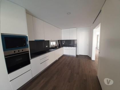 Casas e apartamentos - venda - Fotos para Fantástica moradia localizada no bairro de Valadares, Seixal