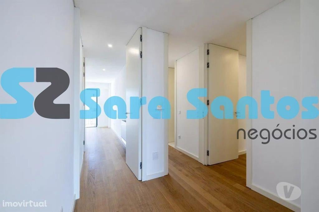 Apartamentos a venda Vila Nova de Gaia - Fotos para T3 Novo Luxo Vista Rio com 3 Suites e Garagem Box 2 carros-Vila