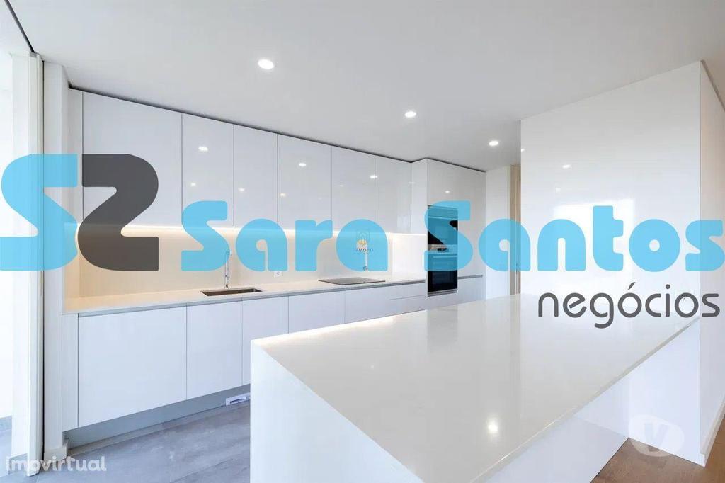 Apartamentos a venda Vila Nova de Gaia - Fotos para T3 Novo Luxo Vista Rio com 3 Suites e Garagem Box 2 carros-Vila