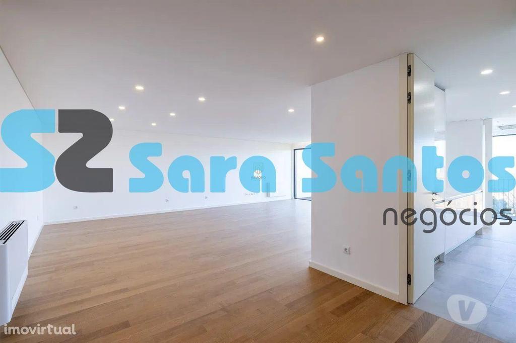Apartamentos a venda Vila Nova de Gaia - Fotos para T3 Novo Luxo Vista Rio com 3 Suites e Garagem Box 2 carros-Vila