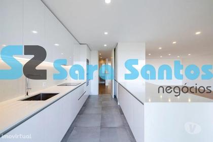 Casas a venda - Fotos para T3 Novo Luxo Vista Rio com 3 Suites e Garagem Box 2 carros-Vila