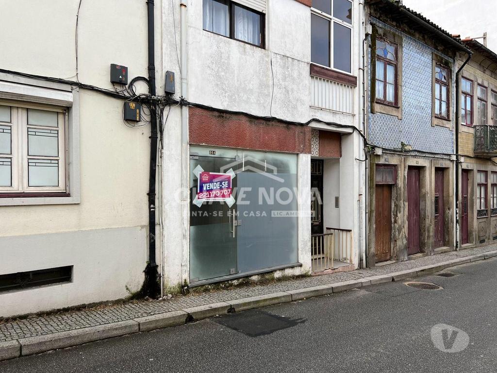 Comprar Loja Vila Nova de Gaia - Fotos para Loja em Mafamude, Vila Nova de Gaia, a 450m da Avenida da...