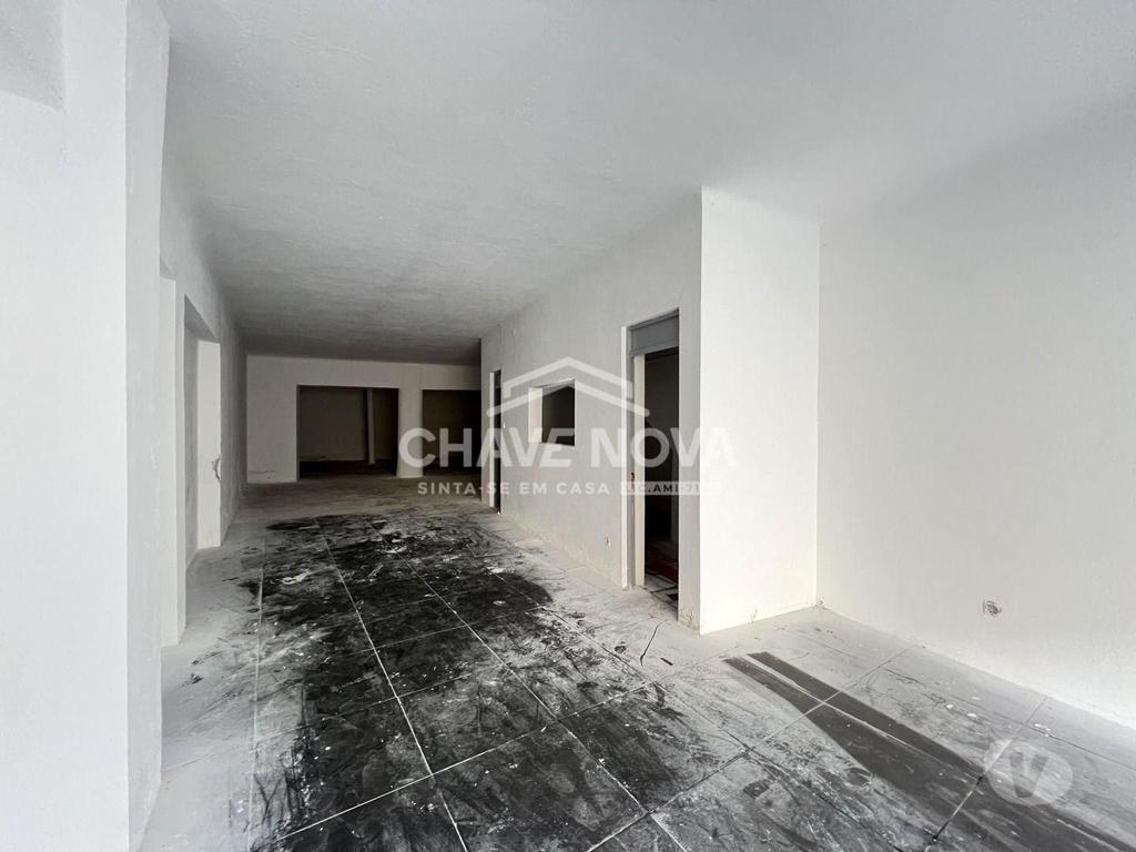 Comprar Loja Vila Nova de Gaia - Fotos para Loja em Mafamude, Vila Nova de Gaia, a 450m da Avenida da...