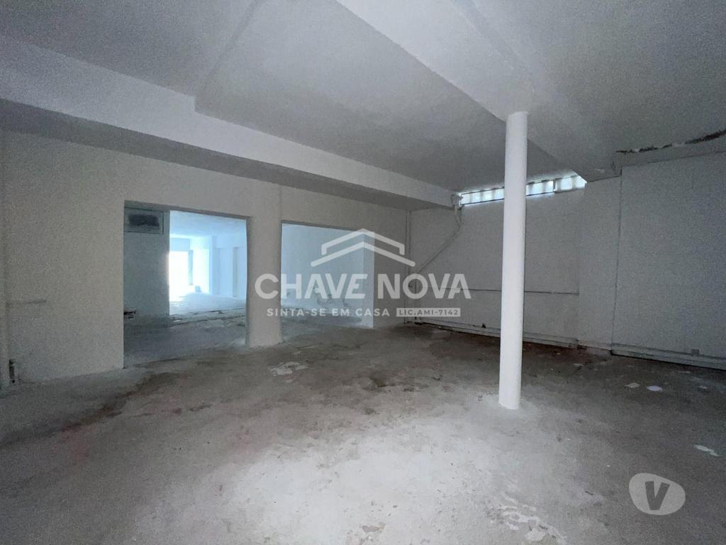 Comprar Loja Vila Nova de Gaia - Fotos para Loja em Mafamude, Vila Nova de Gaia, a 450m da Avenida da...