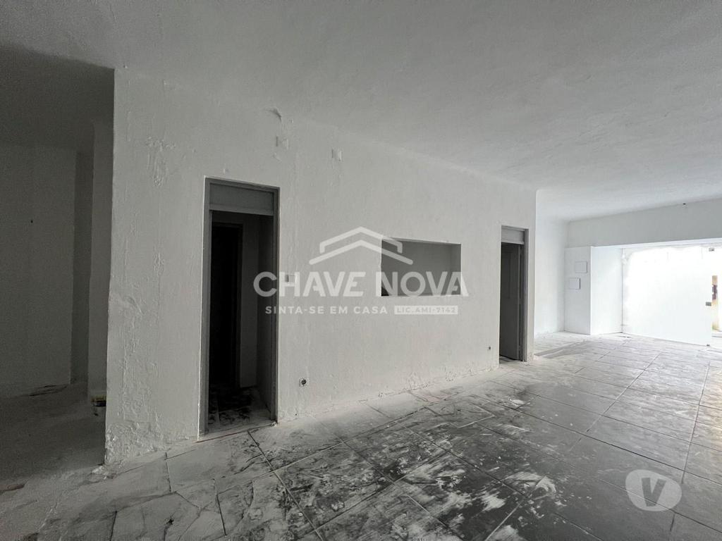 Comprar Loja Vila Nova de Gaia - Fotos para Loja em Mafamude, Vila Nova de Gaia, a 450m da Avenida da...