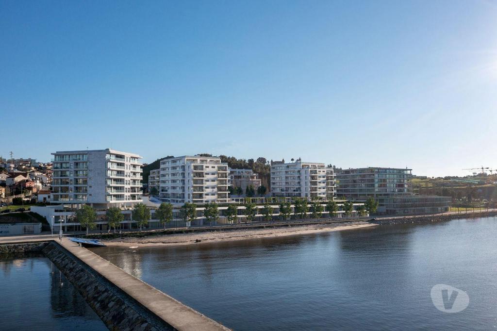 Apartamentos a venda Vila Nova de Gaia - Fotos para Vila-nova-de-gaia-Apartamento T3 com varanda (AR 04231)