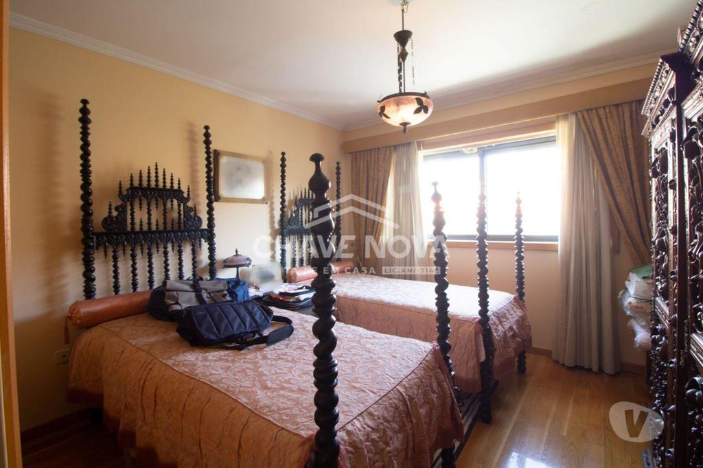 Apartamentos a venda Porto - Fotos para Porto-Moradia T4 na Senhora da Hora (PRTBV 00293)