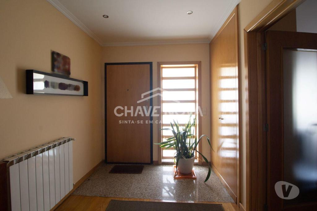 Apartamentos a venda Porto - Fotos para Porto-Moradia T4 na Senhora da Hora (PRTBV 00293)