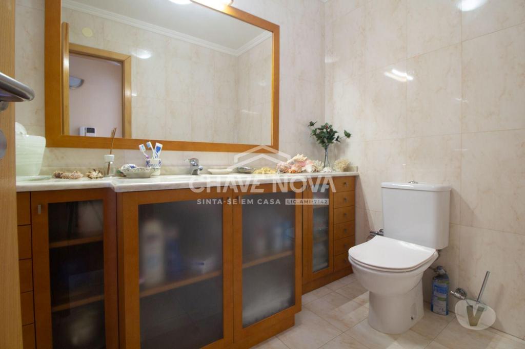 Apartamentos a venda Porto - Fotos para Porto-Moradia T4 na Senhora da Hora (PRTBV 00293)