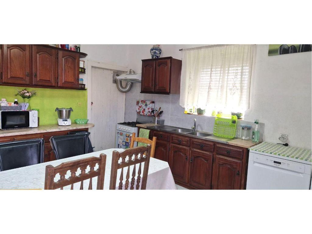 Apartamentos a venda Anadia - Fotos para Anadia-Casa Antiga T3 + terreno agrícola (952 2024)