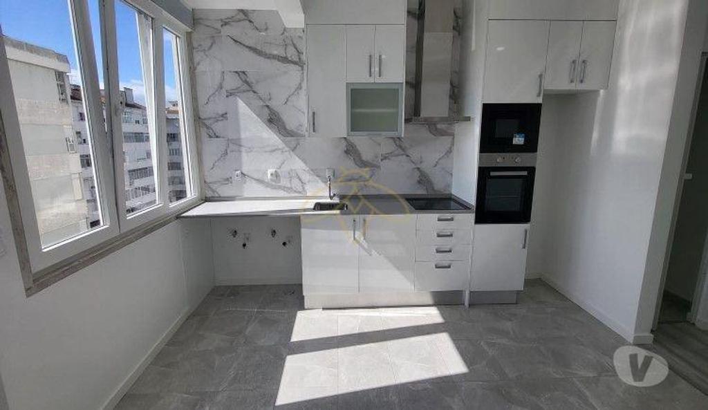 Apartamentos a venda Sintra - Fotos para Excelente Apartamento T2 renovado para venda em Monte Abraão,
