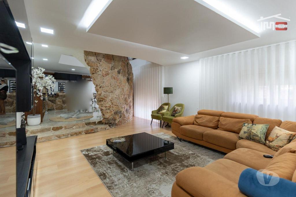 Apartamentos a venda Ourém - Fotos para Excelente Moradia com piscina e áreas acima da media e